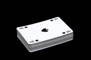 Tjana pengar Maria Poker